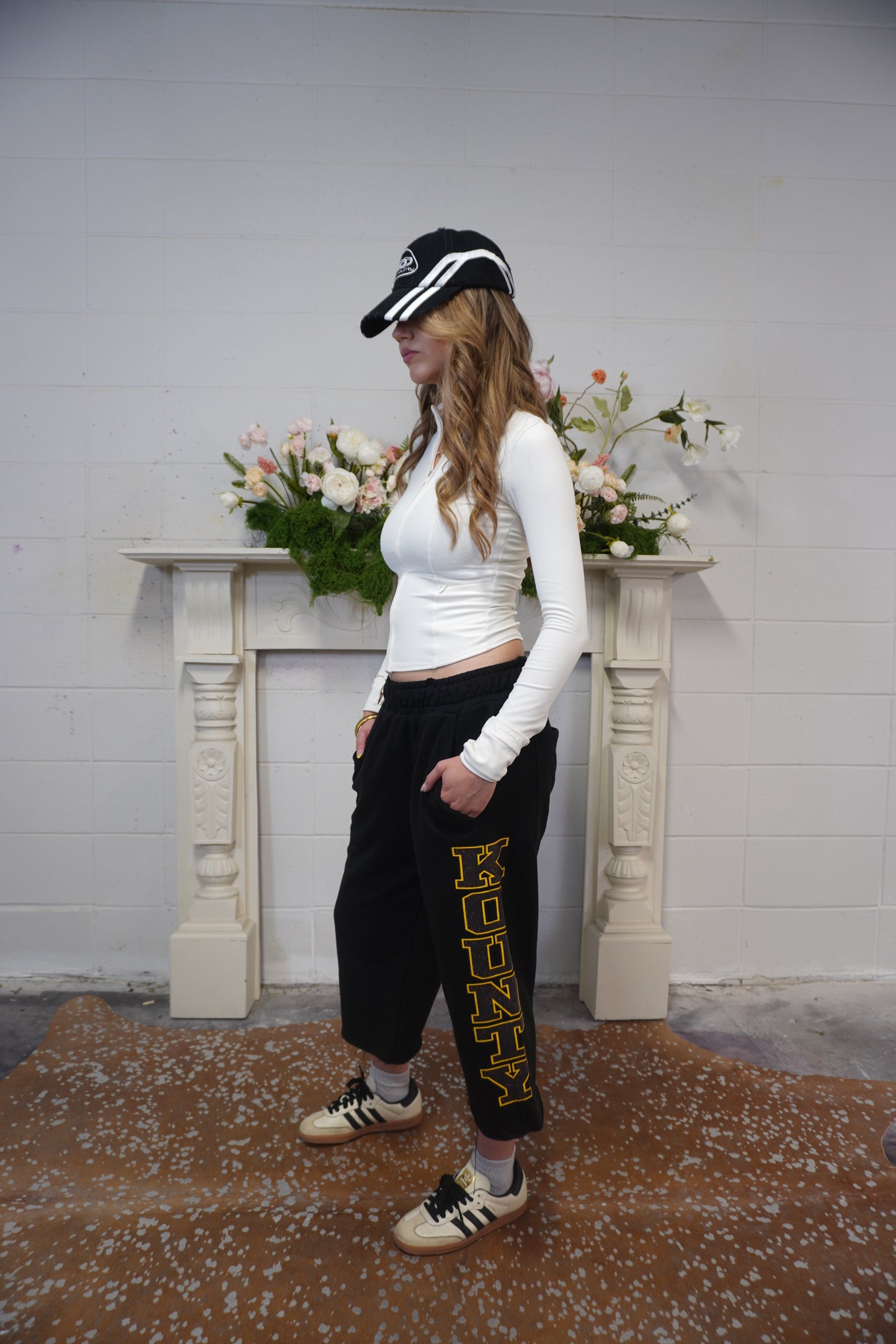 ‘VARSITY’ SHORTS - BLACK
